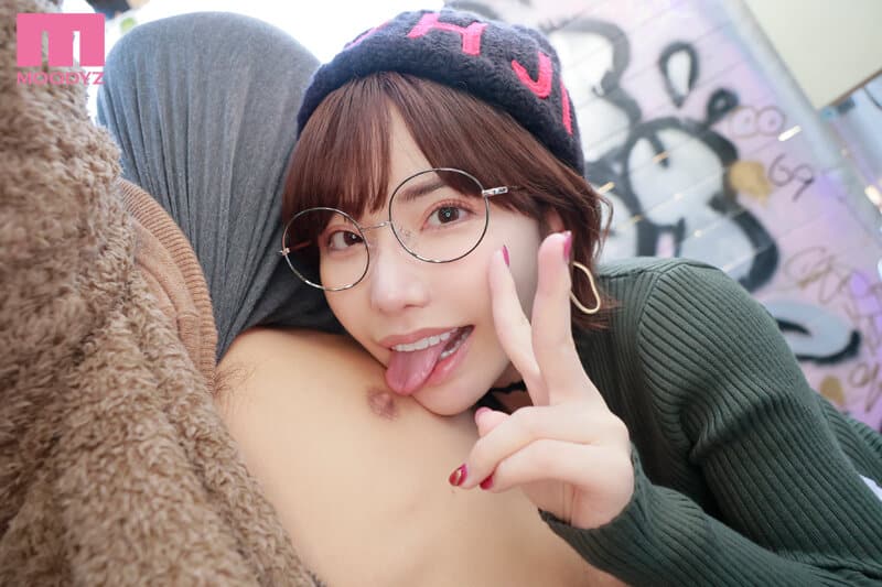 Xxxporn รายการโชว์เสียวเอมิจังรีดน้ำกามคนแปลกหน้า MIDV-093 1