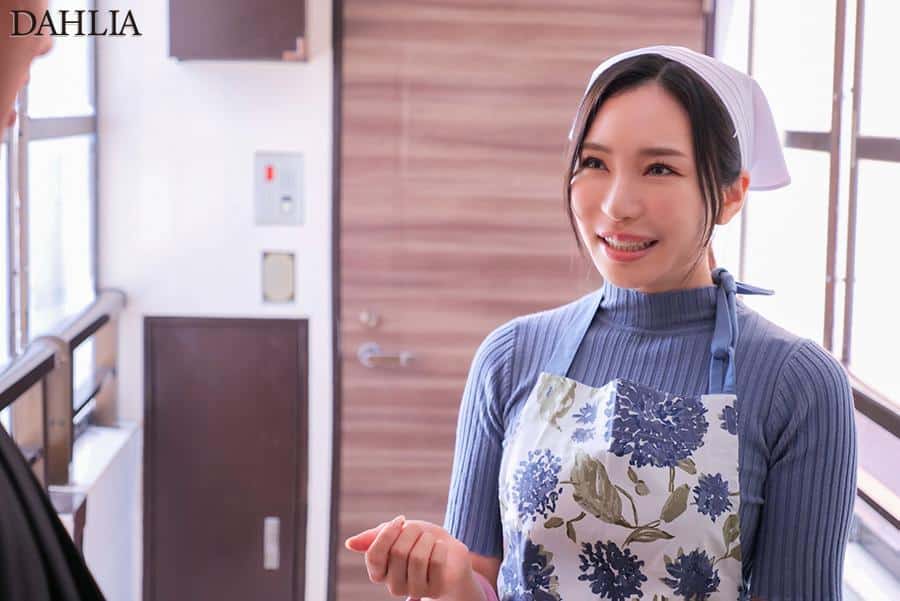หนังโป๊av แม่บ้านเสน่ห์ร้อนแรง ทะลุสาวสวยสุดเร่าร้อน DLDSS-375 1
