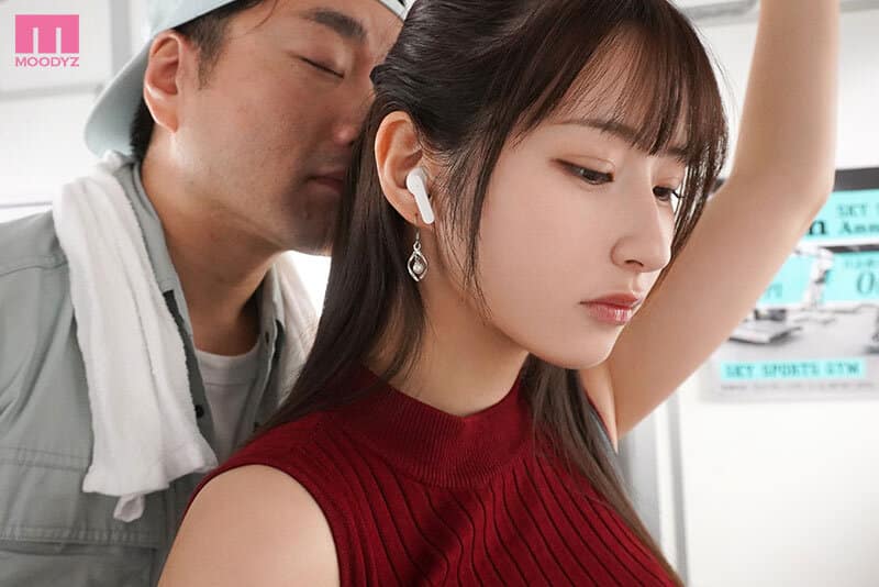 av สาวออฟฟิศติดรถไฟ โดนรุมเย็ดแตกใส่หน้าไม่รู้ตัว MIDA-141 1