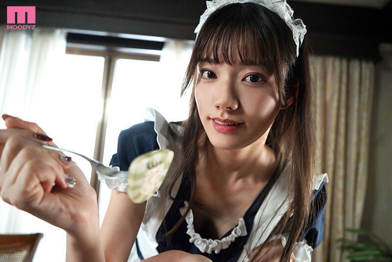 หนังโป๊เอวี เมดสาวสายหื่น ชุดรัดติ้วถุงน่องดำ MIDA-241 1