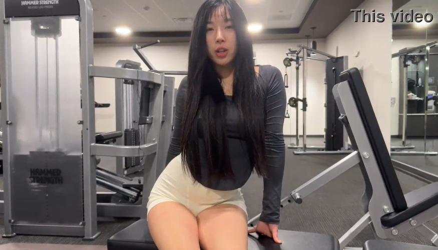 หนังโป๊ฝรั่ง สาวฟิตเนสสุดแซ่บ โชว์ท่าเด็ดชวนเสียวกลางยิม 1