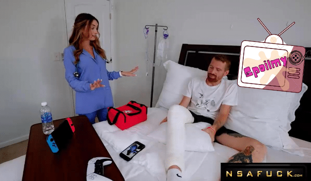 หนังโป้ฝรั่ง ผมเจ็บขาแต่พยาบาล Brooke Tilli Nurse CatchesBrooke Tilli Nurse Catches
